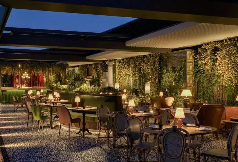 Fotos del hotel Anantara Palazzo Naiadi:  100