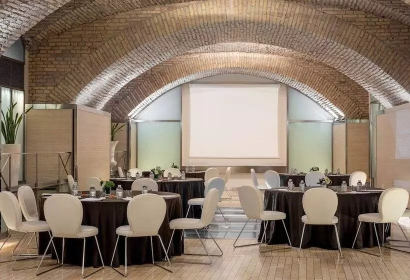 Fotos del hotel Anantara Palazzo Naiadi:  36