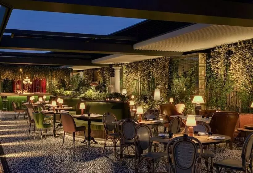 Fotos del hotel Anantara Palazzo Naiadi:  102