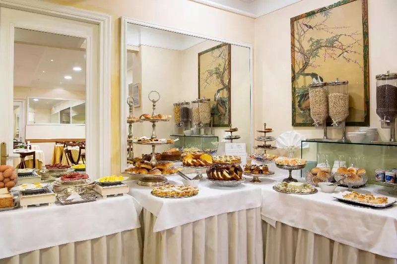 Fotos del hotel Cecil:  11