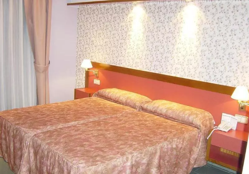 Fotos del hotel Jardín De Aranjuez:  6