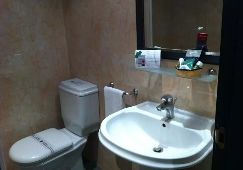 Fotos del hotel Jardín De Aranjuez:  3