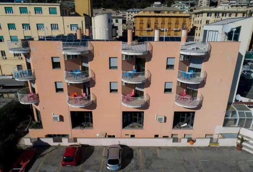 Fotos del hotel Sirenella:  10