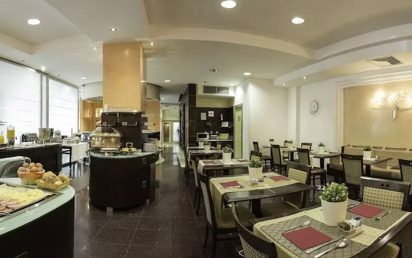 Fotos del hotel Millenn:  3