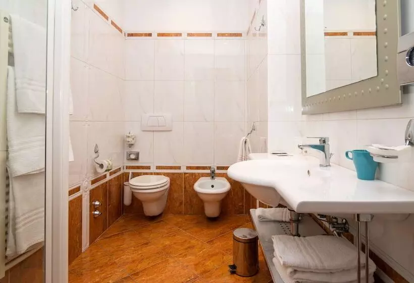 Fotos del hotel Millenn:  18