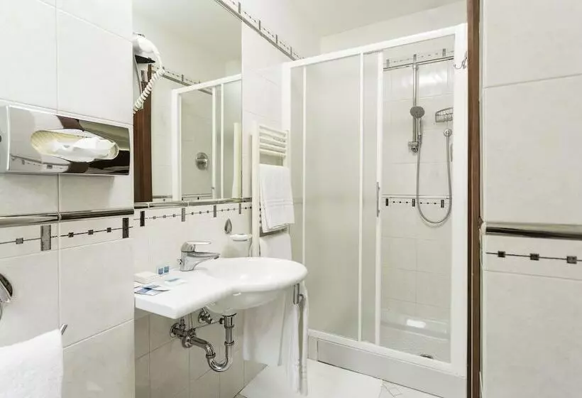 Fotos del hotel Millenn:  16