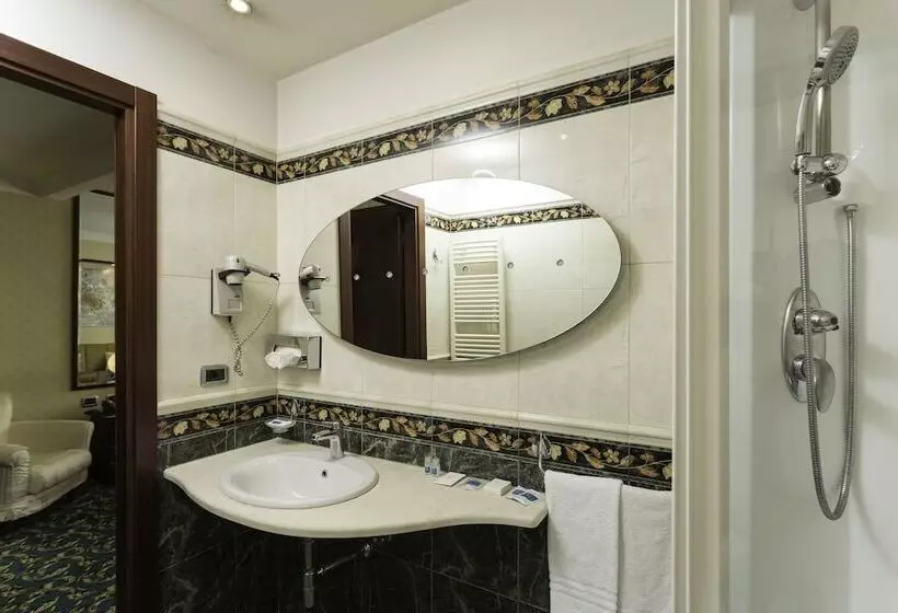 Fotos del hotel Millenn:  24