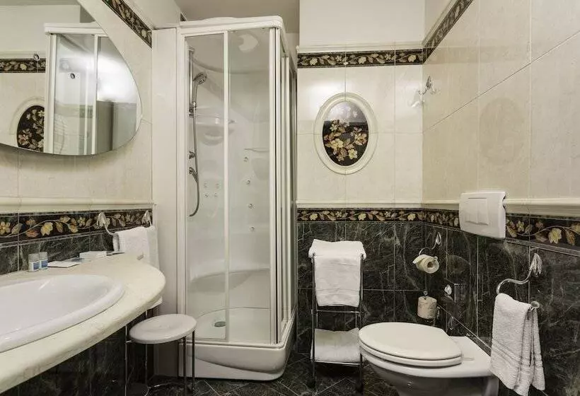 Fotos del hotel Millenn:  6