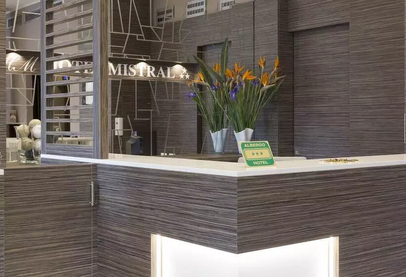 Fotos del hotel Mistral:  8