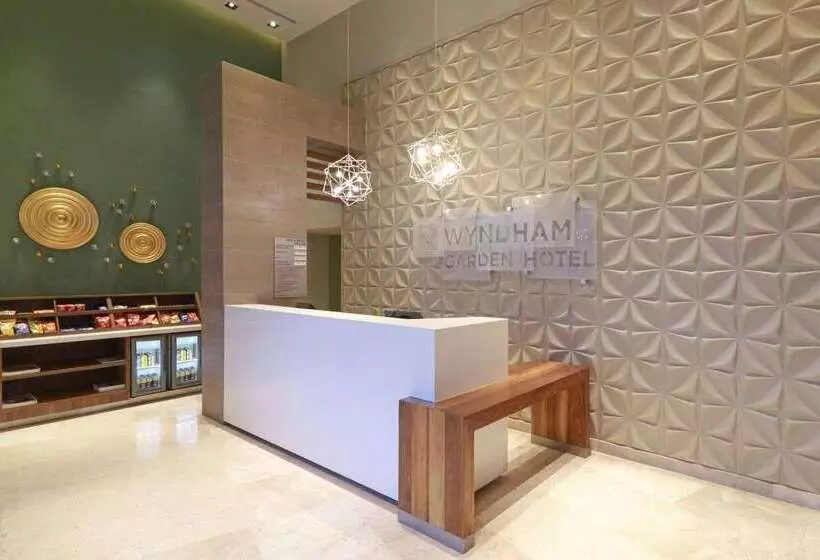 Fotos del hotel Wyndham Garden Monterrey Valle Real:  4