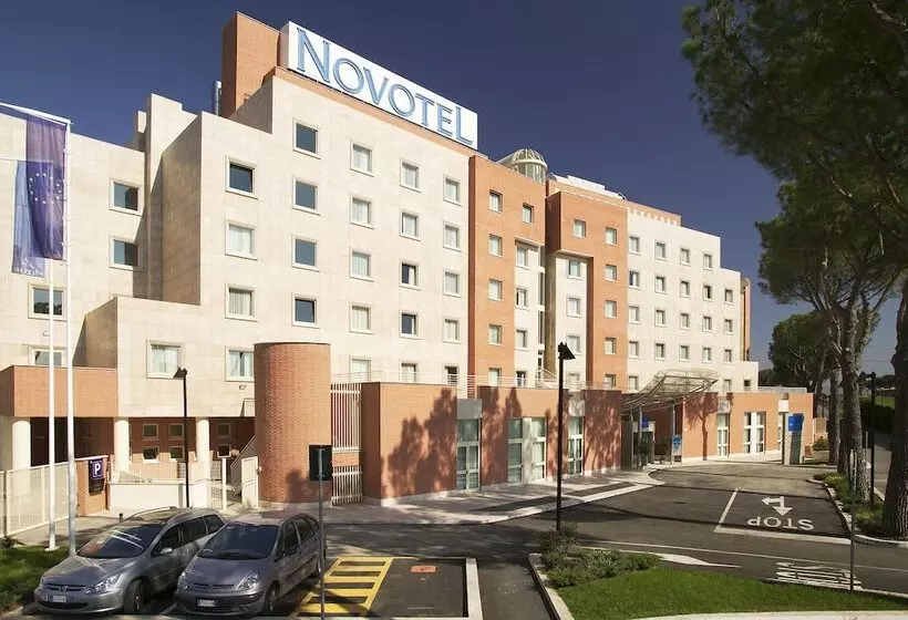 Novotel Roma Est