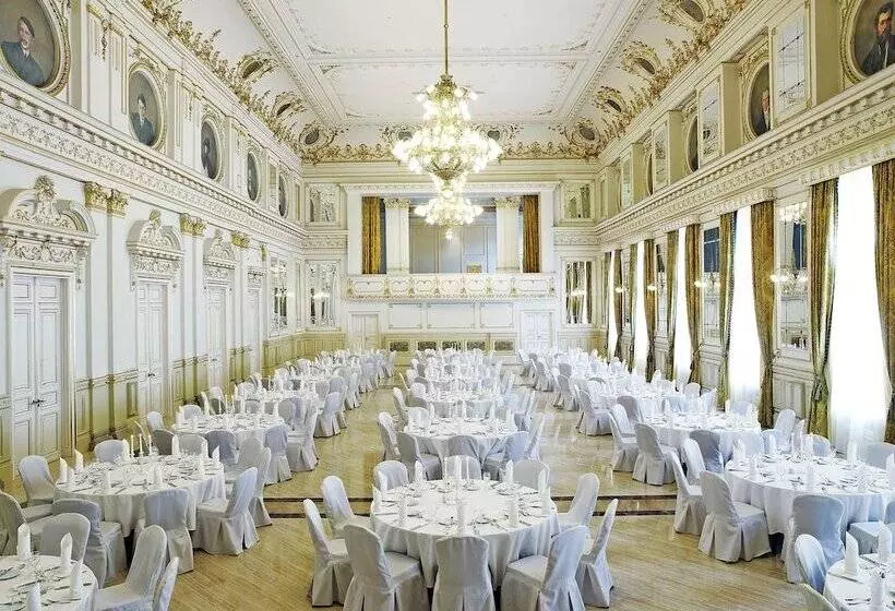 Fotos del hotel Corinthia Budapest:  5