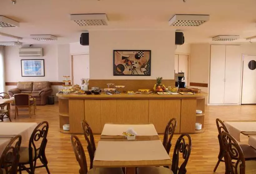 Fotos del hotel Days Inn By Wyndham Montevideo:  13