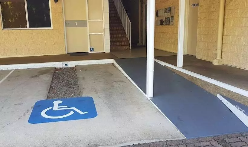 Fotos del hotel White Lace Motor Inn:  5