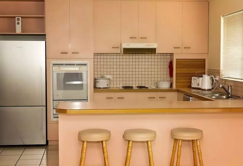 Fotos del hotel White Lace Motor Inn:  7