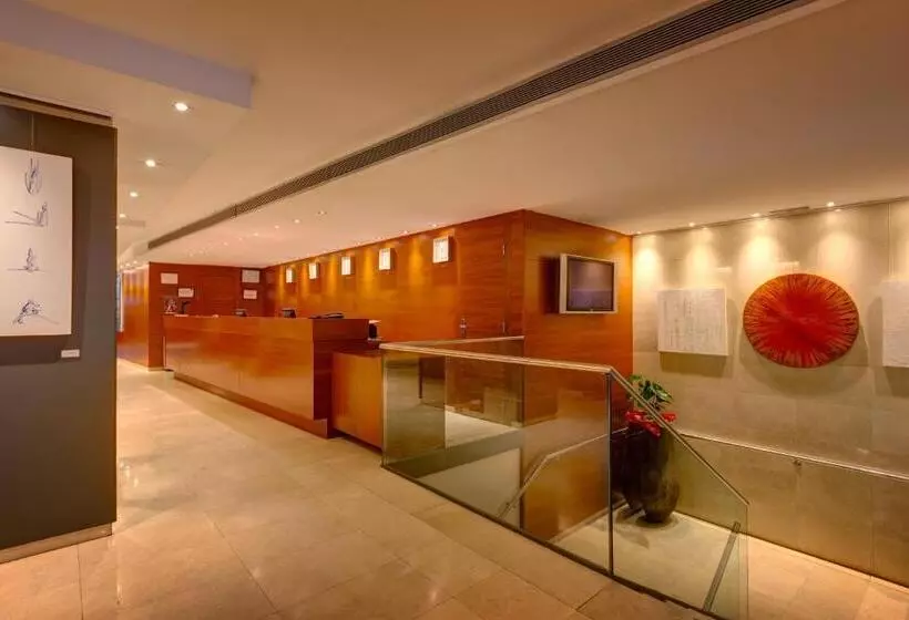 Fotos del hotel Acevi Villarroel:  2