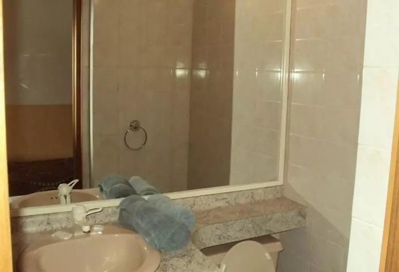 Fotos del hotel Antupiren:  5