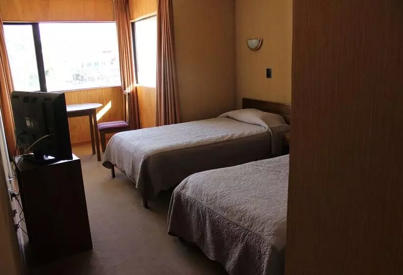 Fotos del hotel Antupiren:  8