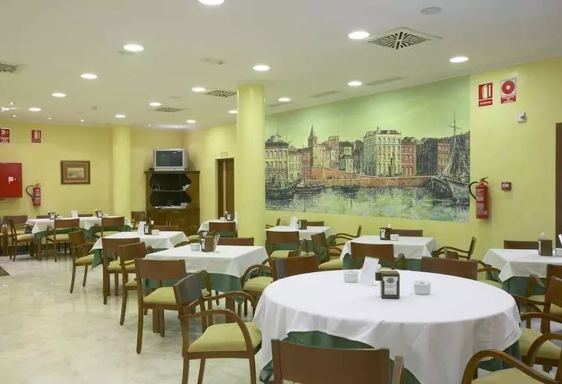 Fotos del hotel Villa De Gijon:  8