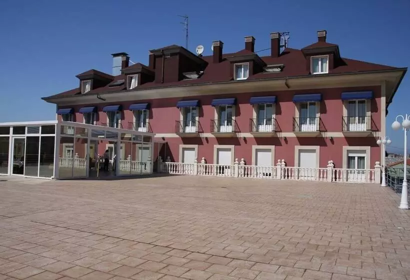 Fotos del hotel Villa De Gijon:  12