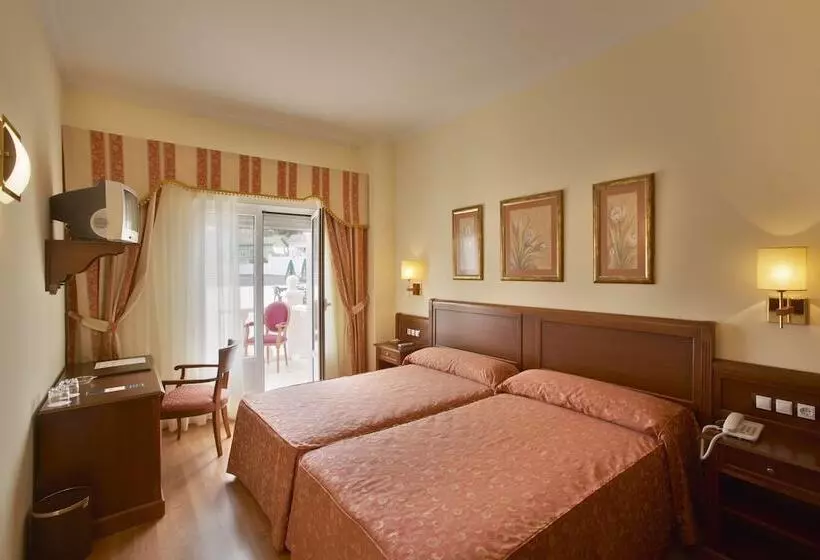 Fotos del hotel Villa De Gijon:  10