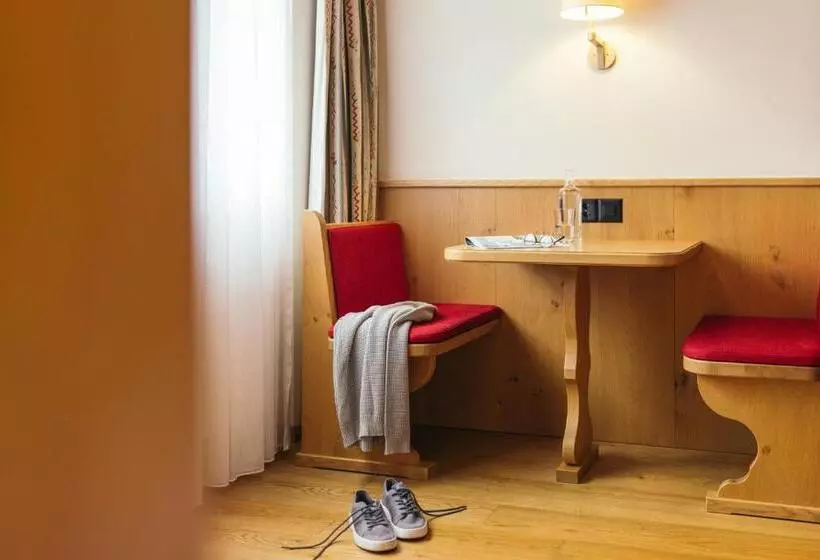 Fotos del hotel La Couronne Superior:  22