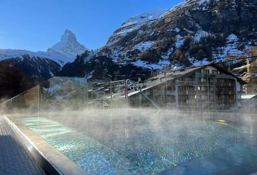 Fotos del hotel La Couronne Superior:  14