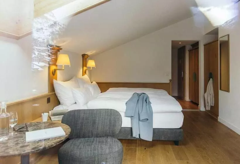 Fotos del hotel La Couronne Superior:  13