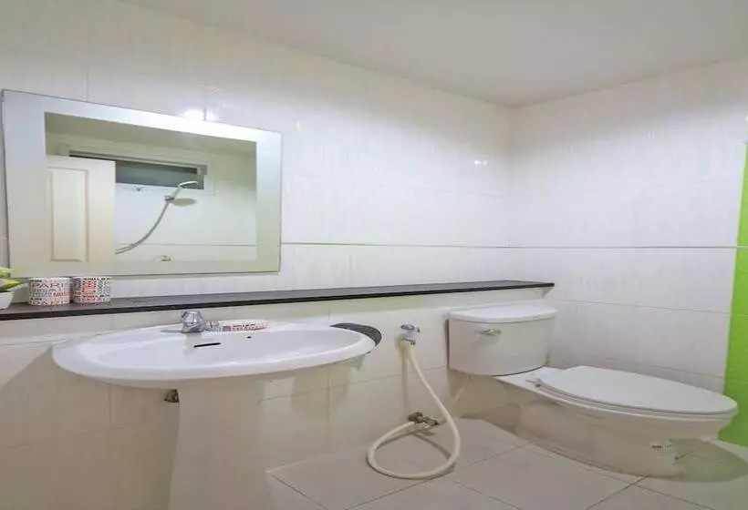 Fotos del hotel Phuket Airport Suites & Lounge Bar:  10