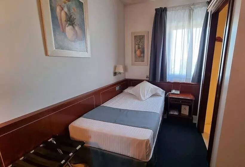 Fotos del hotel Gran Legazpi:  23