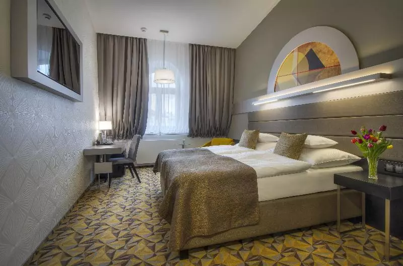 Best Western Premier Essence