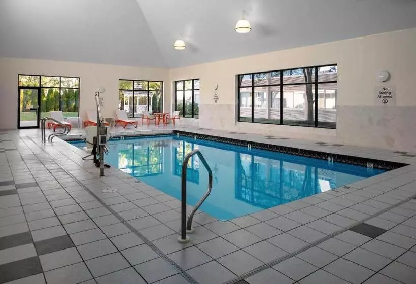 Fotos del hotel Holiday Inn & Suites Boston Peabody, An Ihg:  2