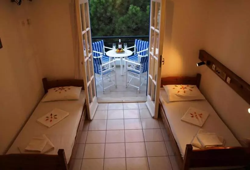 Fotos del hotel Levante Beach:  24