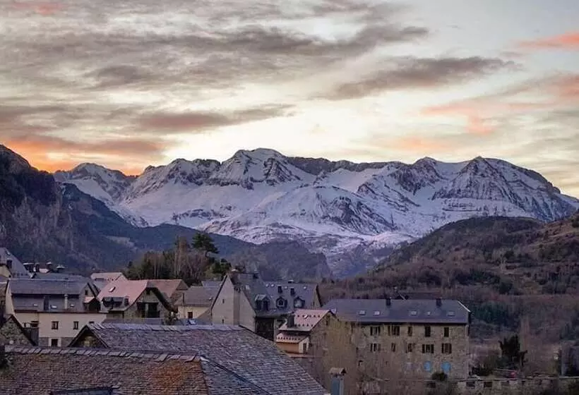 Valle De Izas