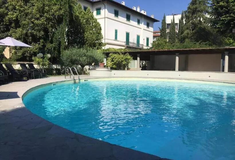 Fotos del hotel Villa Royal:  2