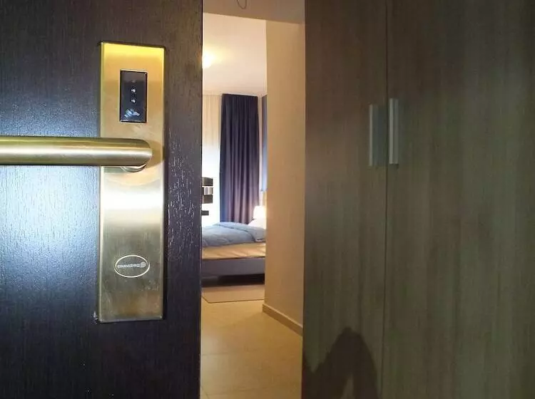 Fotos del hotel Garni Hotel Zenit:  20