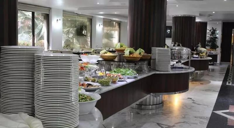 Fotos del hotel Madareem Crown:  17