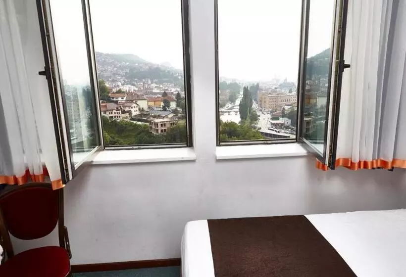 Fotos del hotel Saraj:  15