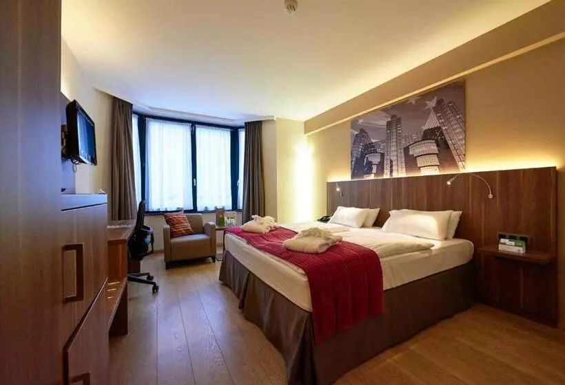 Fotos del hotel Holiday Inn Brussels Schuman, An Ihg:  8