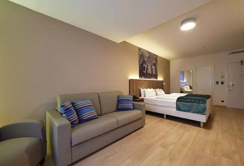 Fotos del hotel Holiday Inn Brussels Schuman, An Ihg:  10