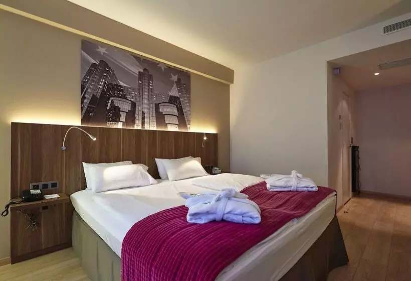 Fotos del hotel Holiday Inn Brussels Schuman, An Ihg:  14