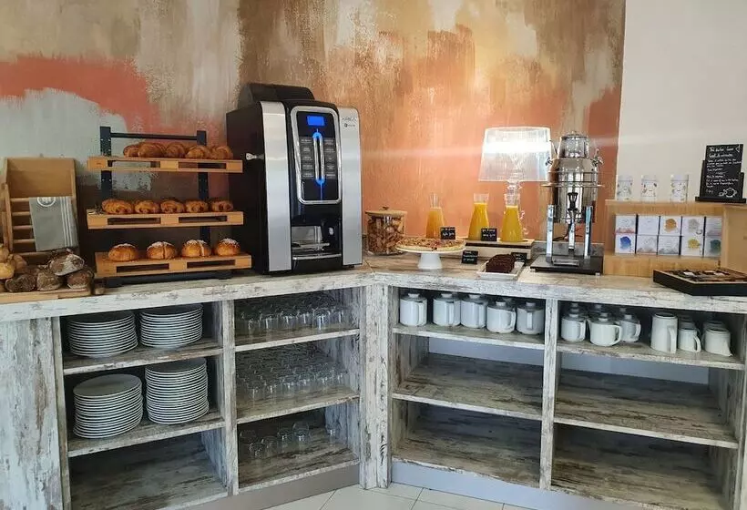 Fotos del hotel Le Mariana:  8