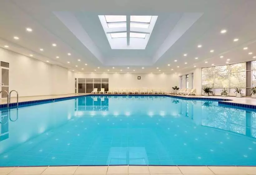 Fotos del hotel Wyndham Tashkent:  3