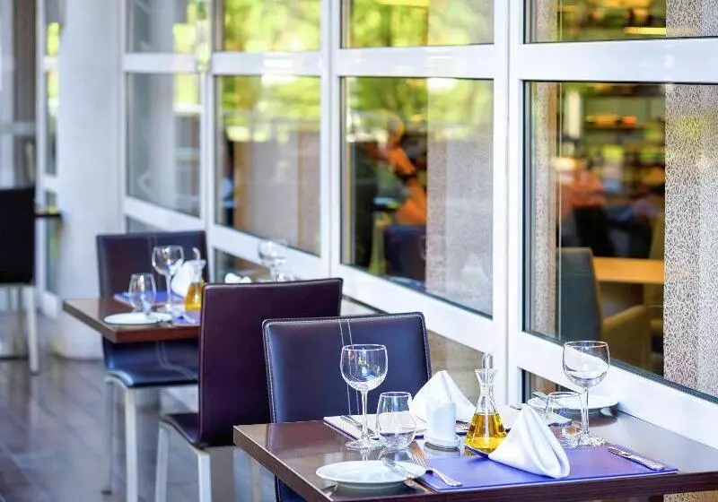 Fotos del hotel Novotel Santiago Vitacura:  4