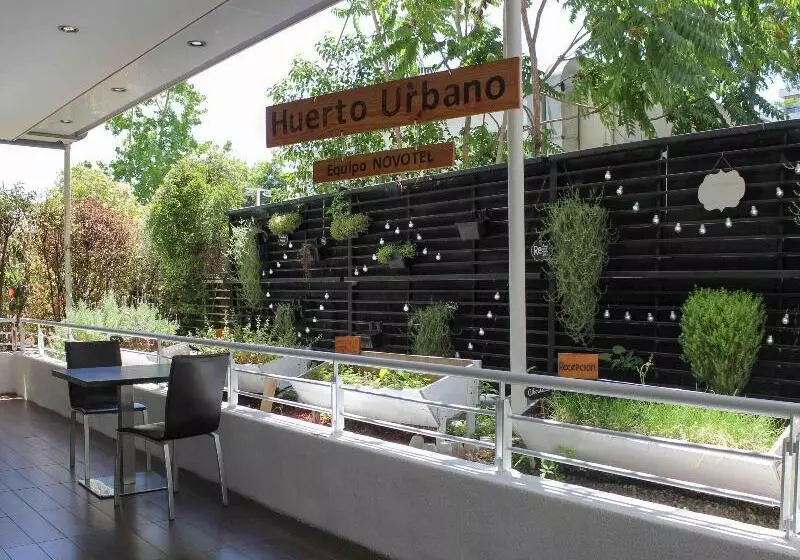 Fotos del hotel Novotel Santiago Vitacura:  8