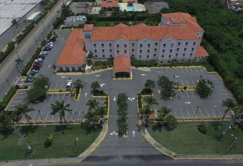 Fotos del hotel Quality Hotel Real Aeropuerto Santo Domingo:  15