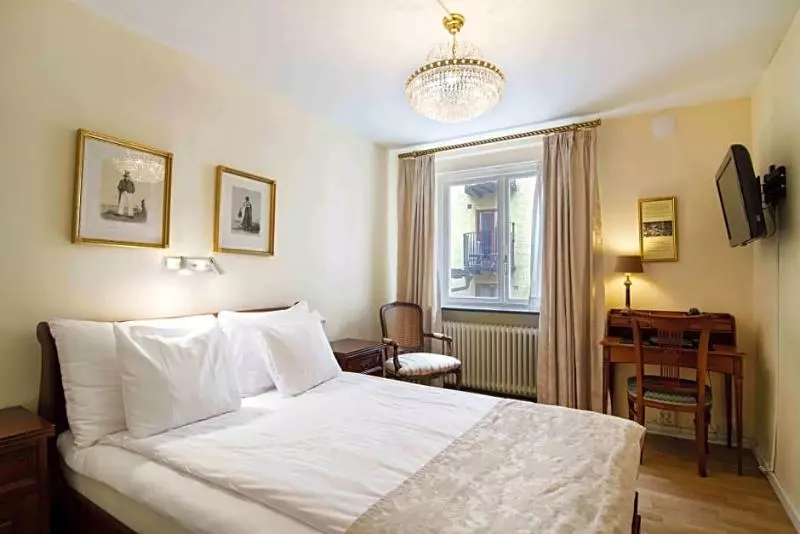 Fotos del hotel Mayfair Hotel Tunneln:  24