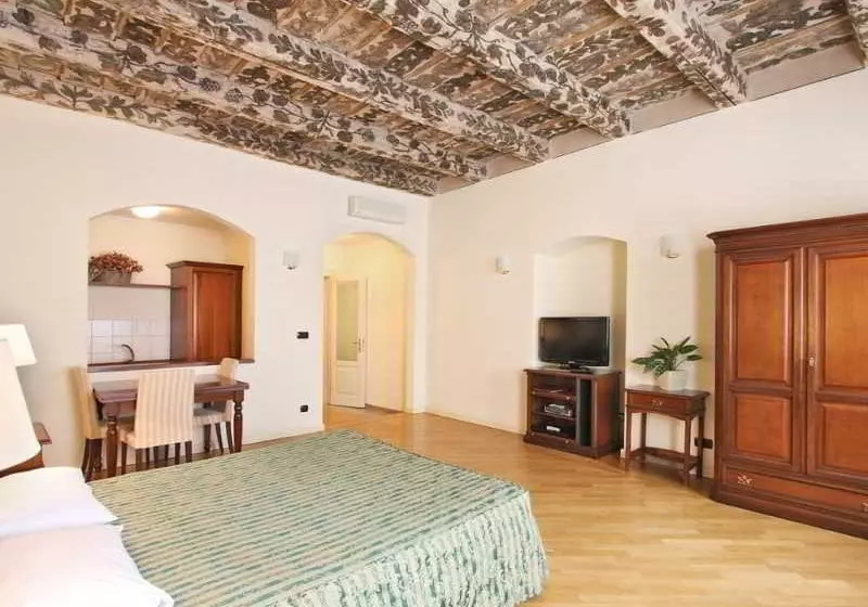 Fotos del hotel Residence Retezova:  18