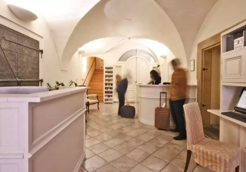 Fotos del hotel Residence Retezova:  2