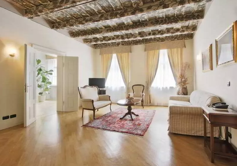 Fotos del hotel Residence Retezova:  25